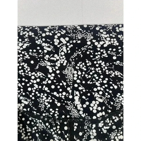 Lululemon Wunder Under Crop High Rise Legging Sz 6 Black White - Picture 2 of 7